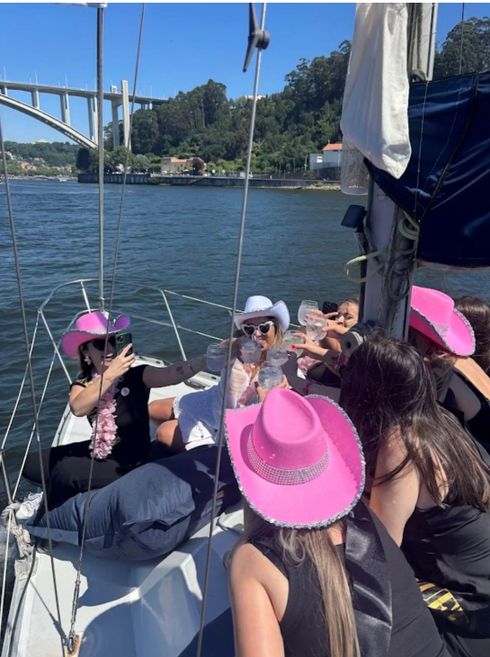 Sunset cruise on the Douro River